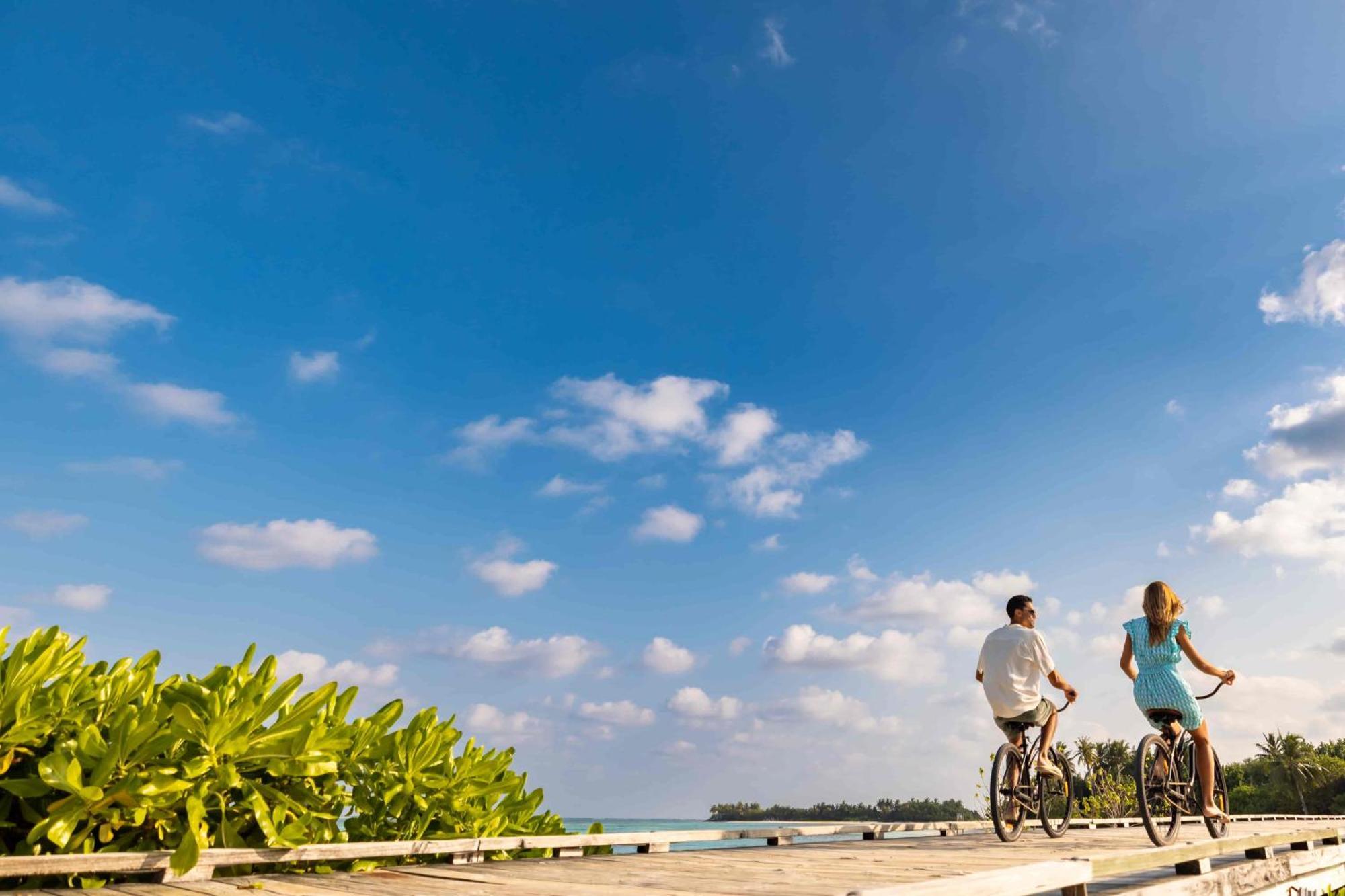 Ozen Life Maadhoo Hotel Maadhoo  Exterior photo