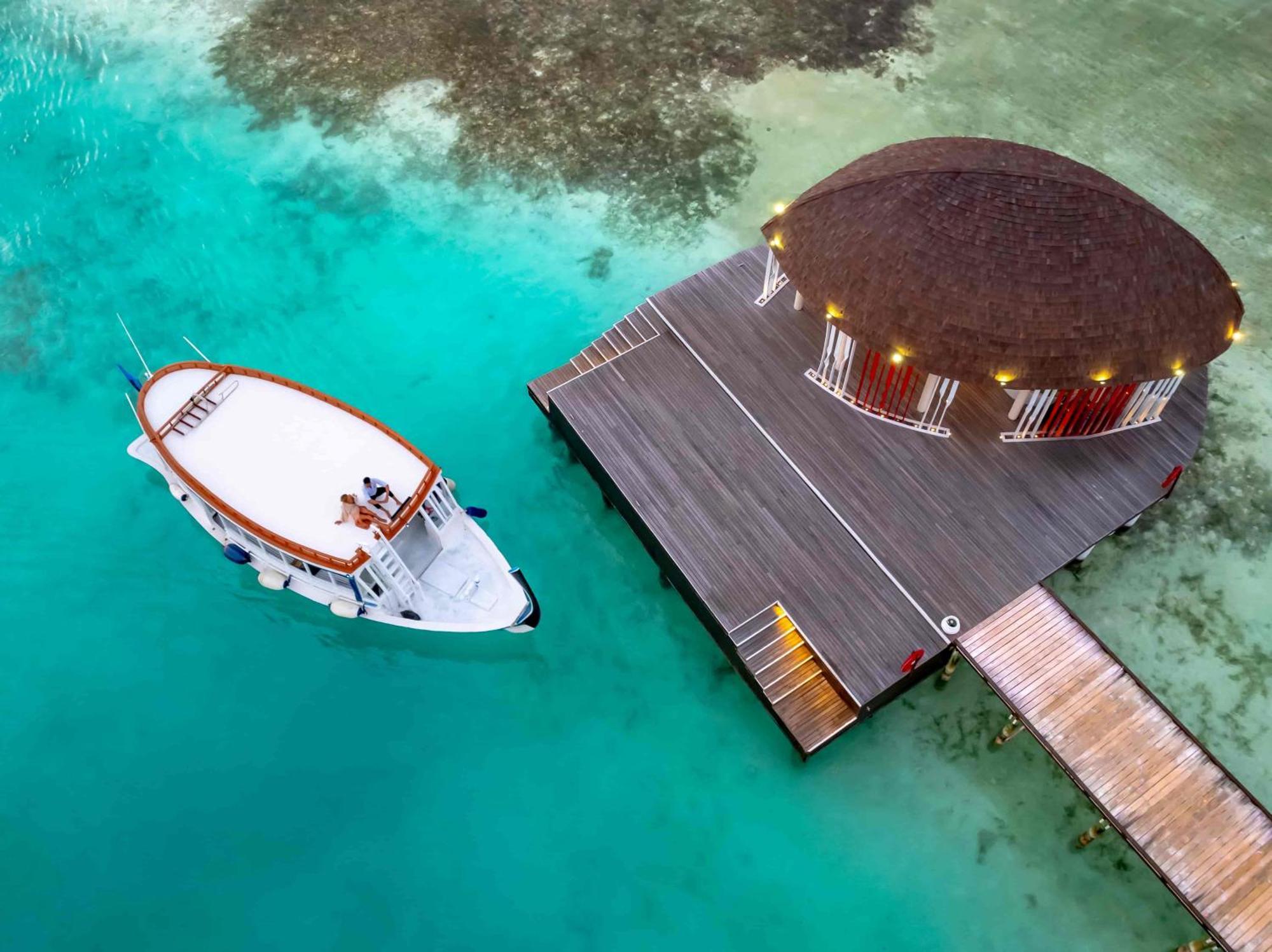 Ozen Life Maadhoo Hotel Maadhoo  Exterior photo